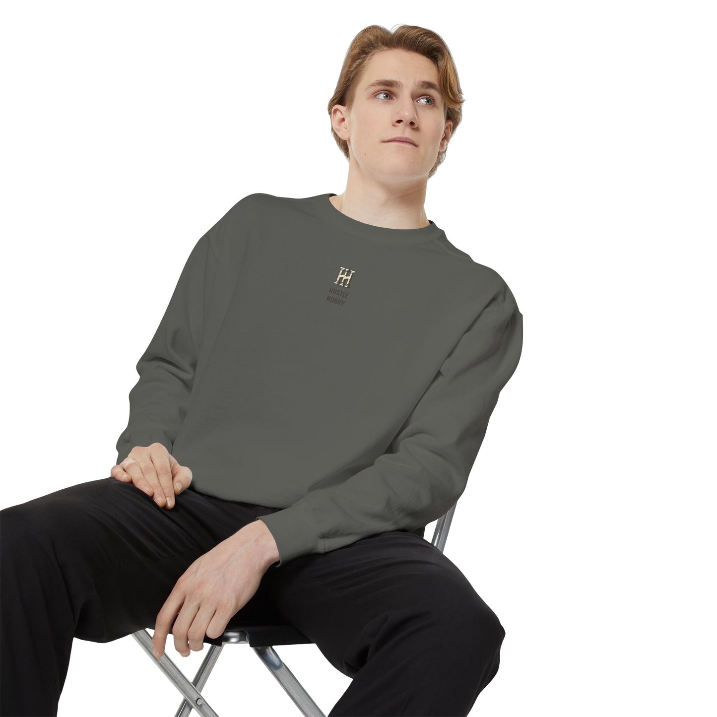 HUSTLE HURRY Sweatshirt, Cozy Garment-Dyed Sweater