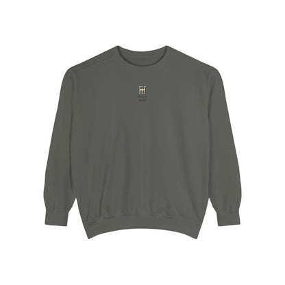 HUSTLE HURRY Sweatshirt, Cozy Garment-Dyed Sweater